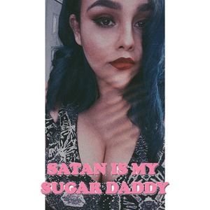 Meet your Posher, Daniela